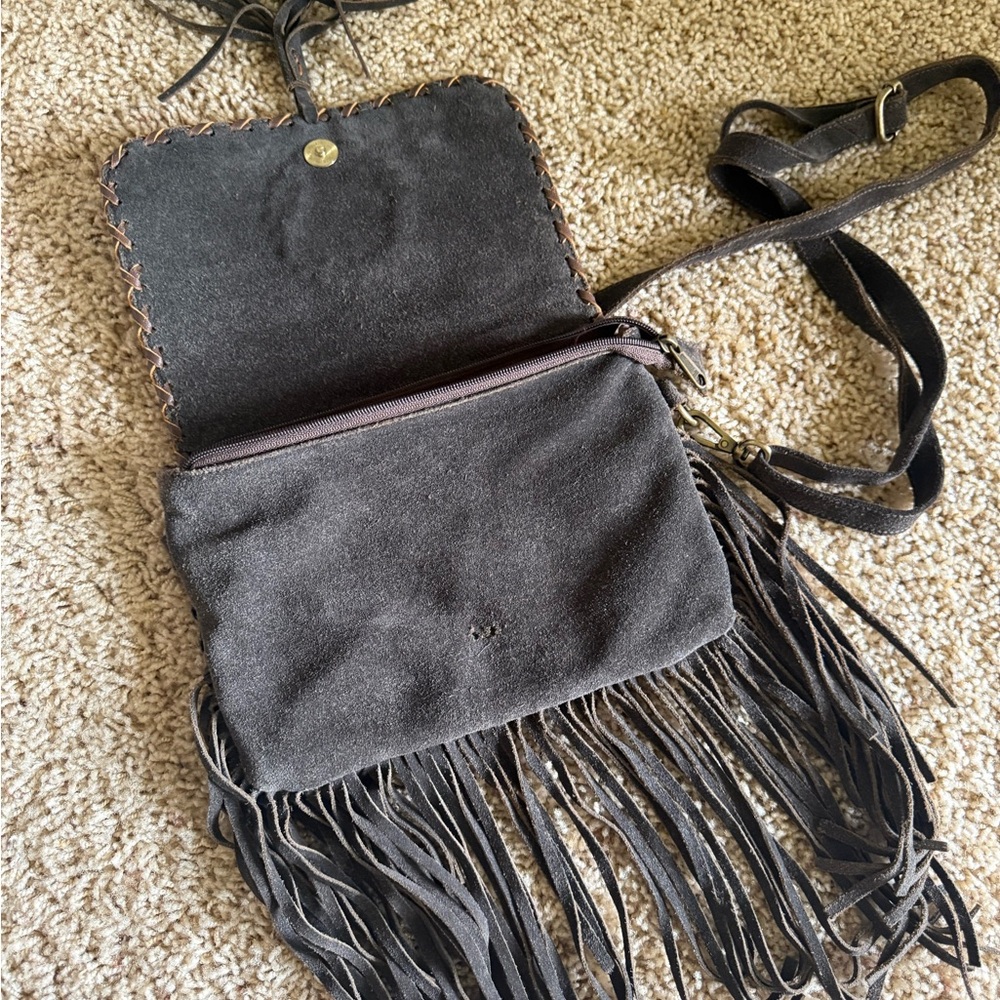 Fringed Crossbody Bag with White Haircalf and Turquoise Accent - Picture 4 of 6